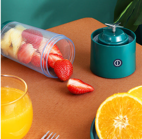 Exprimidor de frutas portátil recargable