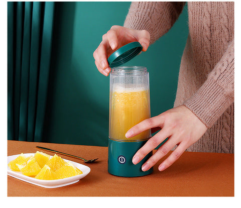 Exprimidor de frutas portátil recargable