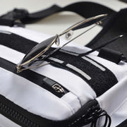 Bolsa de pecho ajustable y transpirable para teléfono.