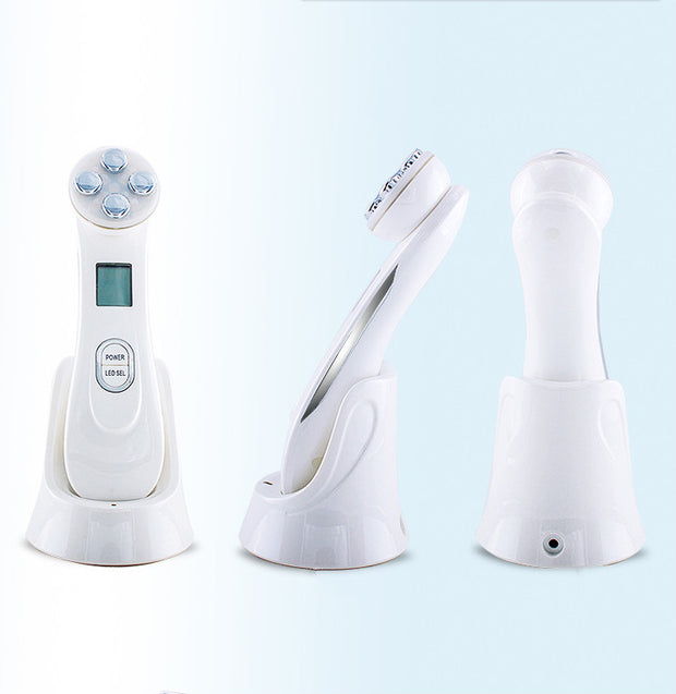 Beauty device for skin rejuvenation by LED photons