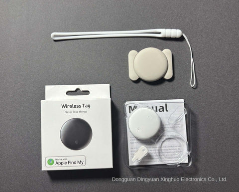 Waterproof Anti-Lost Tracker with compatible Find My app packaging and accessories
