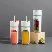 Electric fruit juicer USB charging